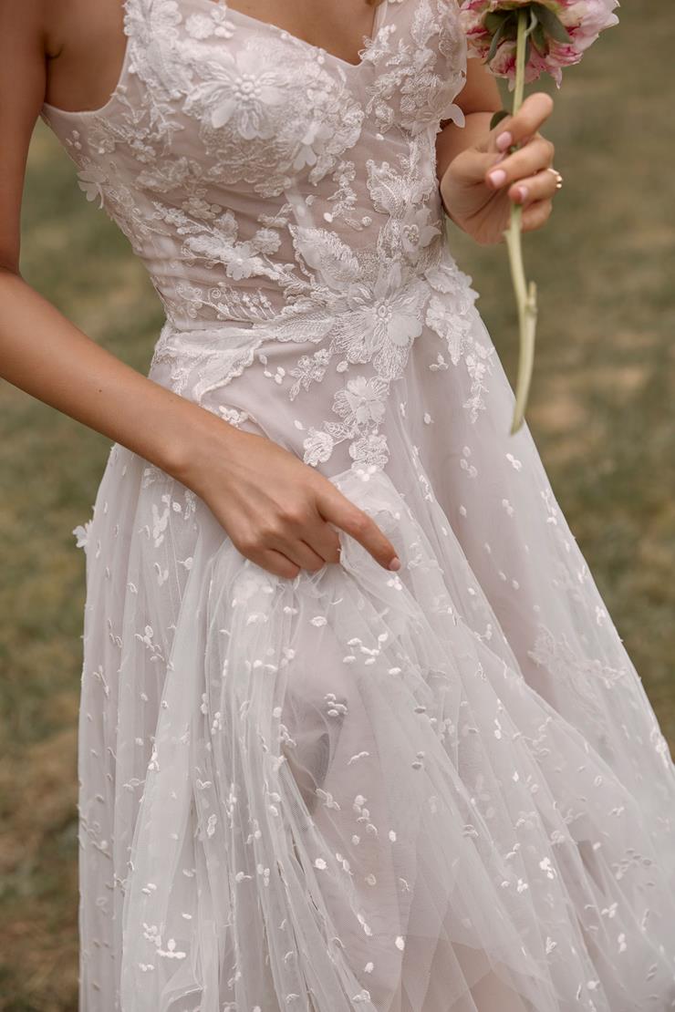 Madi Lane Cate (Lined) Ivory/Latte Size 16 Madi Lane Cate (Lined) Ivory/Latte Size 16 - Image 3