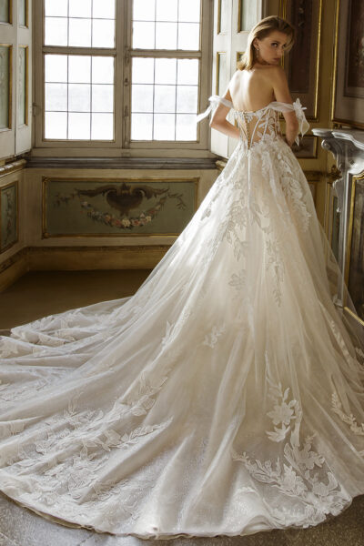 Britannia Britannia back view of the wedding dress